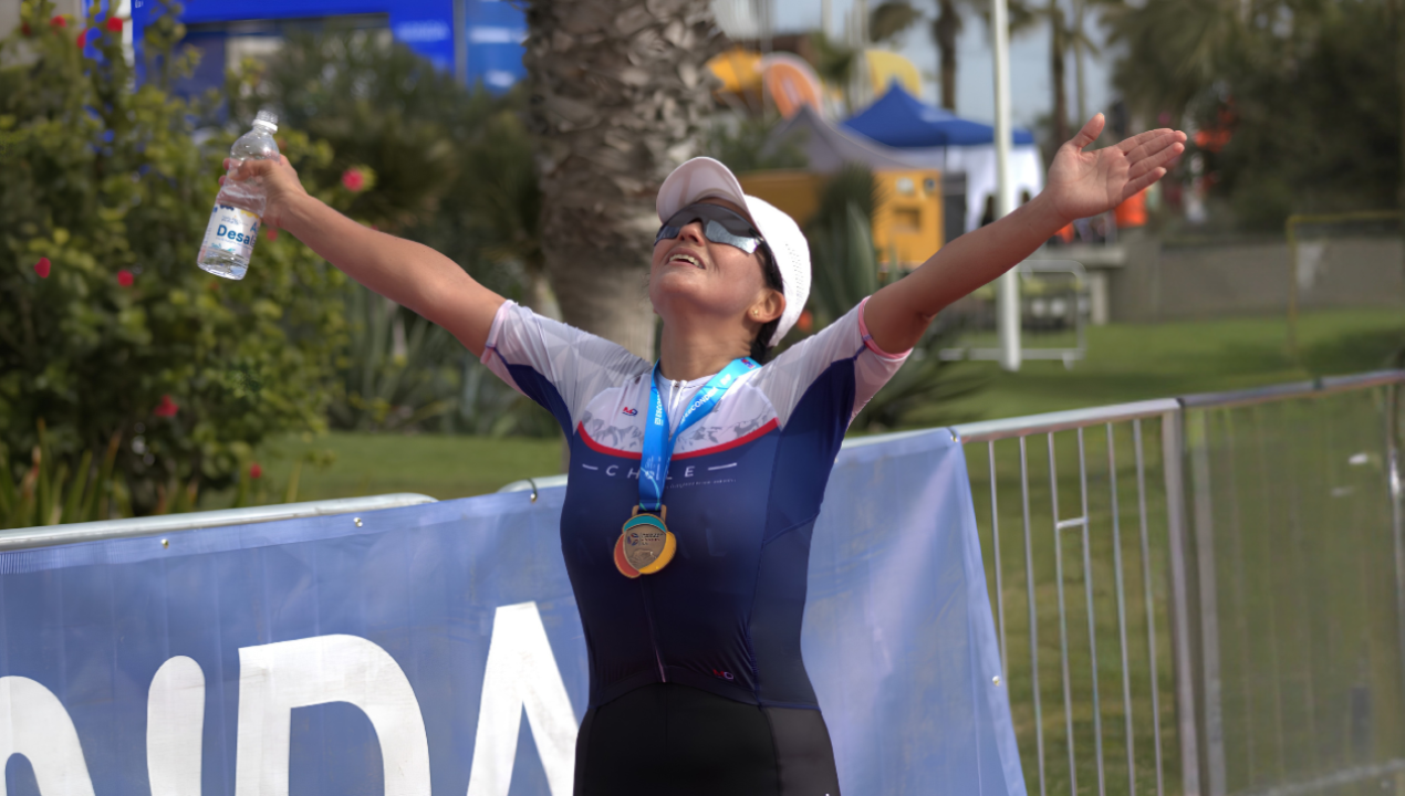 /taltalina-anita-velasquez-regreso-al-triatlon-tras-seis-anos-y-destaco-en