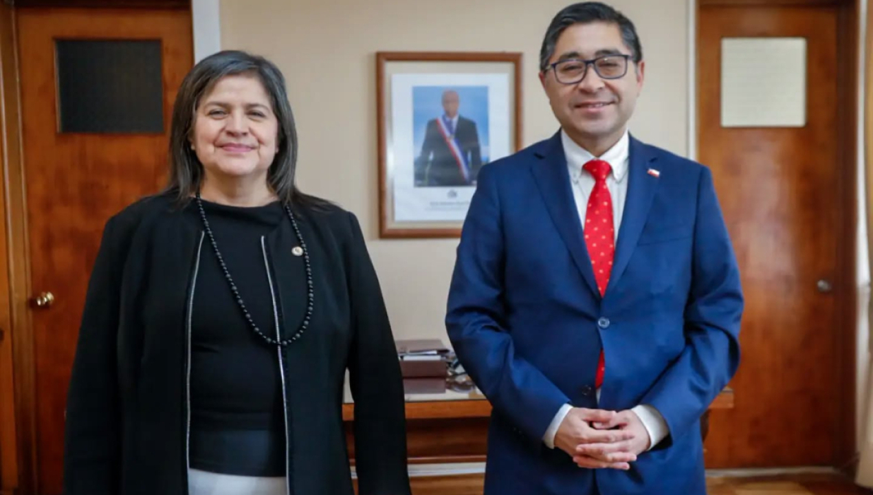 /reconocimiento-a-la-fiscal-regional-delegado-presidencial-destaca-su