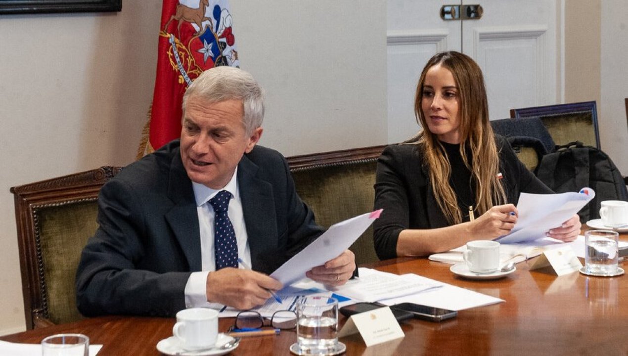 /actualidad/politica/contraloria-ordena-sumario-por-polemica-frase-de-estado-en-quiebra-del