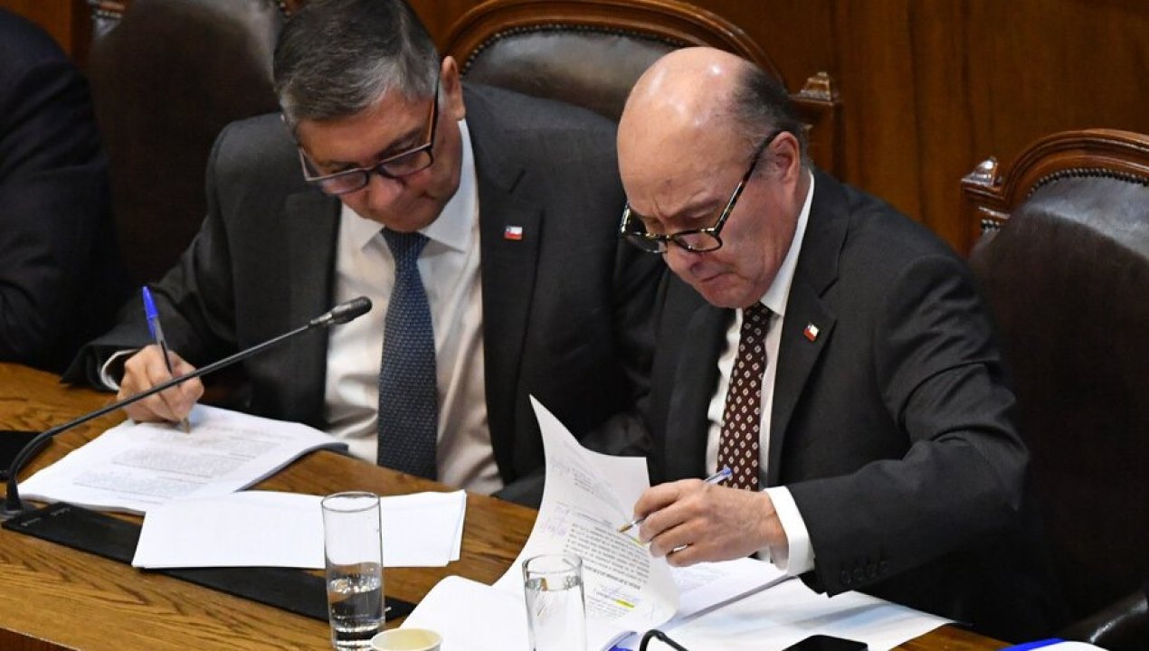 /actualidad/gobierno/gobierno-defiende-rebaja-presupuestaria-en-salud-y-recibe-criticas-desde-la