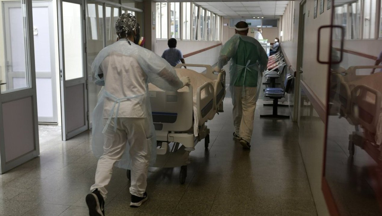 /actualidad/salud/por-record-de-listas-de-espera-parlamentarios-piden-explicaciones-al